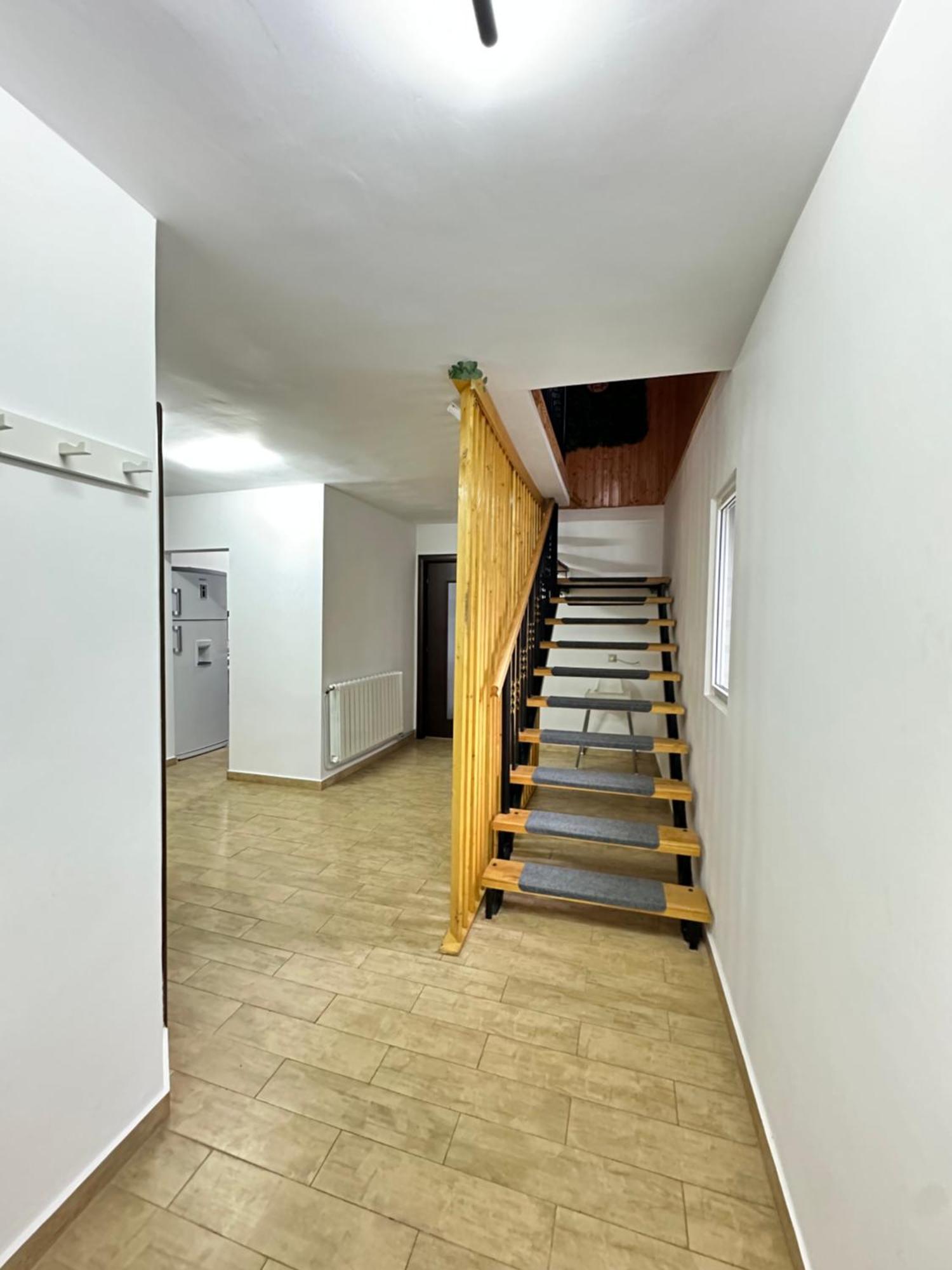فيلا Prater House Mountain View موغيتْشي دي يوس المظهر الخارجي الصورة